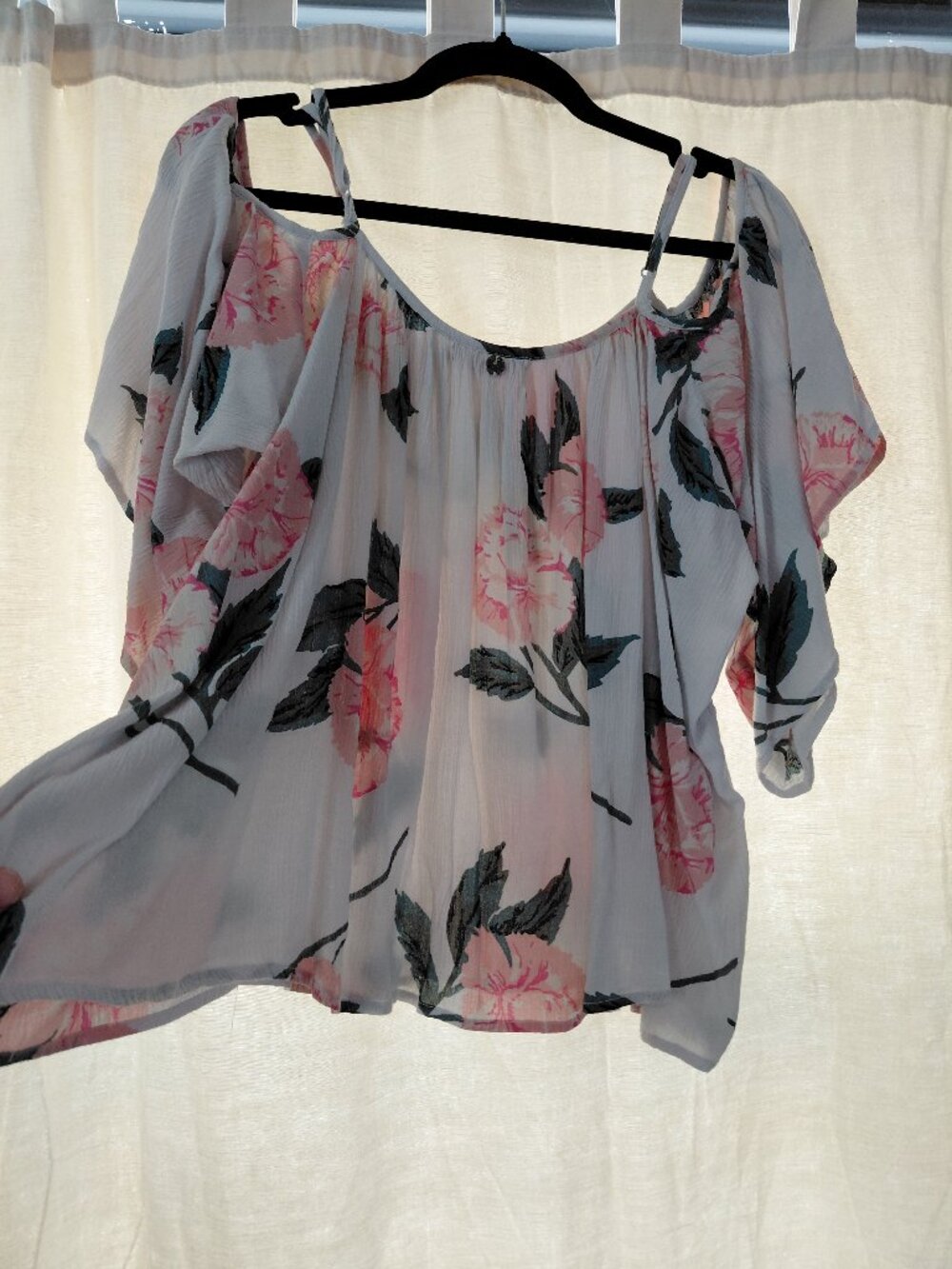 Medium Billabong boho top